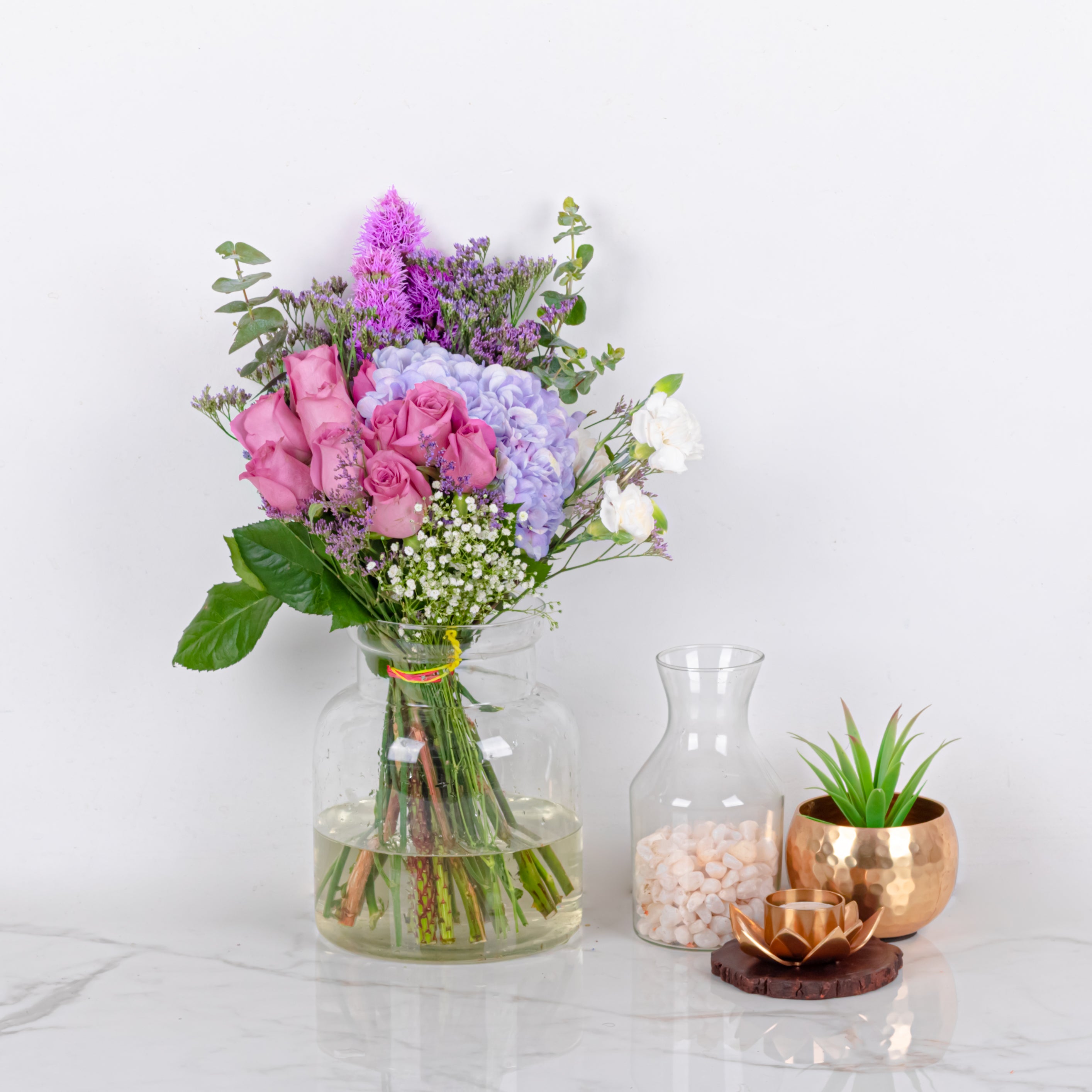 Grace Palette: Mother's Day Special Bouquet with Scroll Message & Twin Chocolates