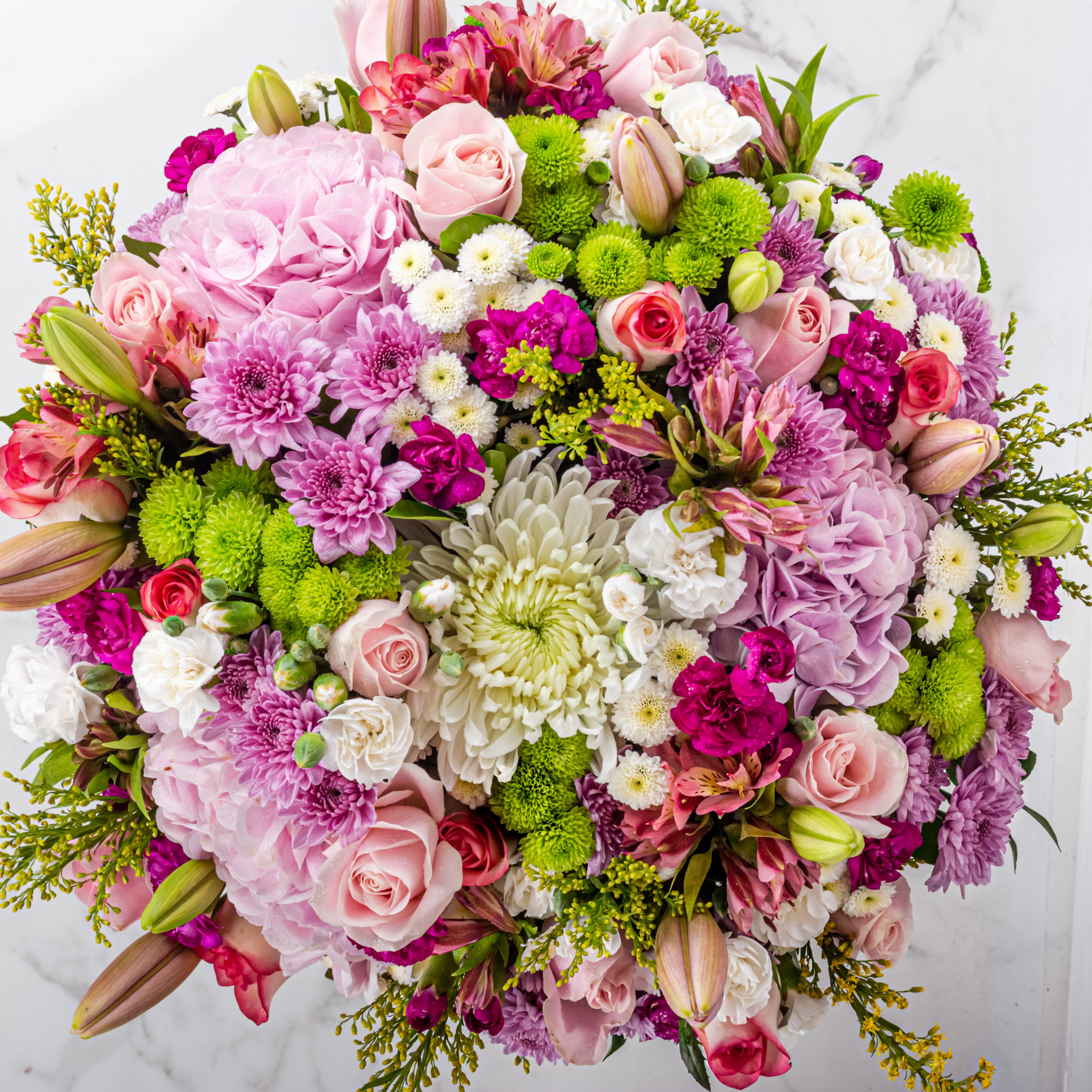 Blush Serenade: Women's Day Special Bouquet with Scroll Message & Twin Chocolates