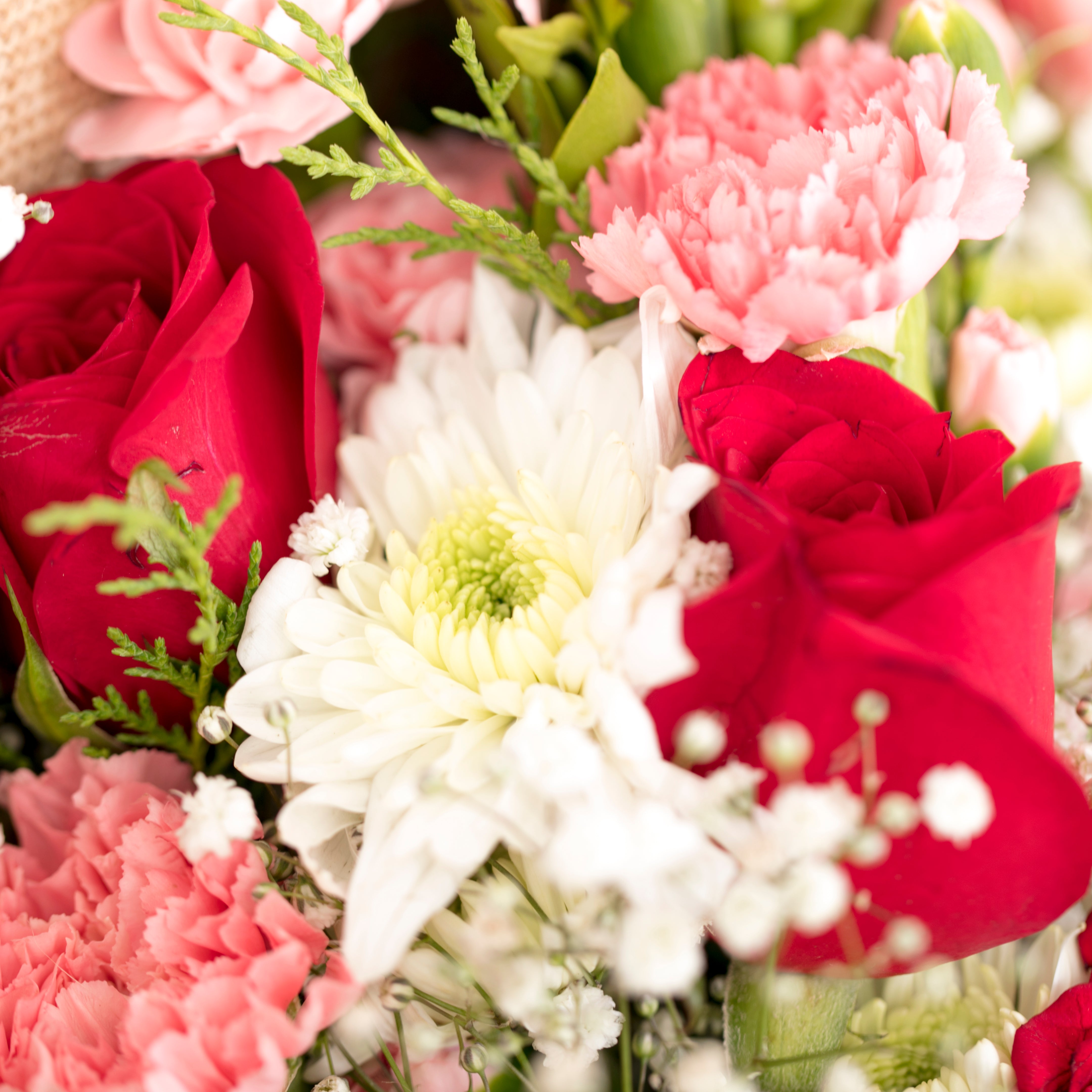 Thinking About You - Rakhabandhan Assortment with Vase & Twin Flavoured Chocolates //Bangalore Rakshabandhan Collection