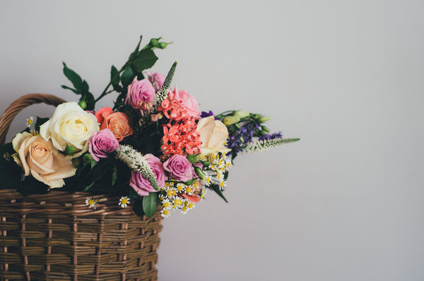 How to use Colour Theory to make beautiful floral arrangements