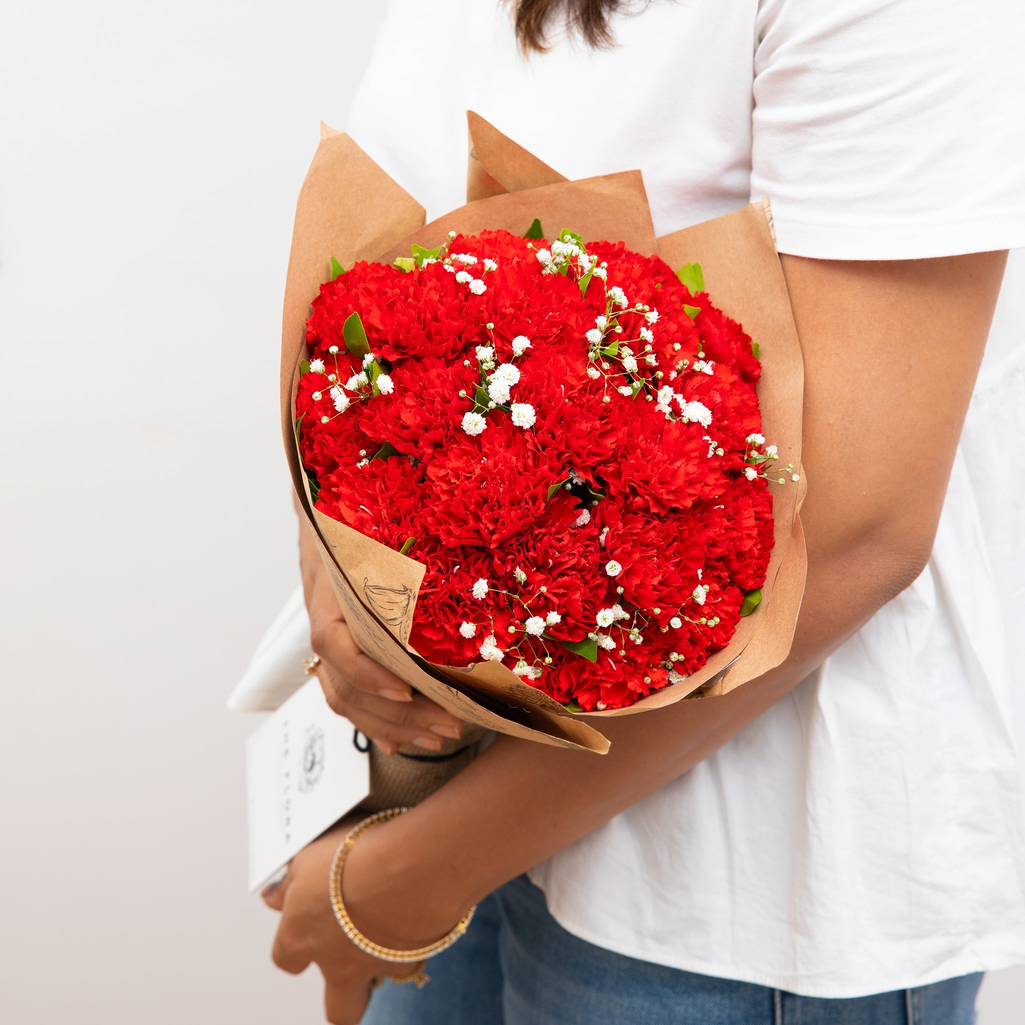 Flowers For Husband: Express Your Love With Thoughtful Arrangements